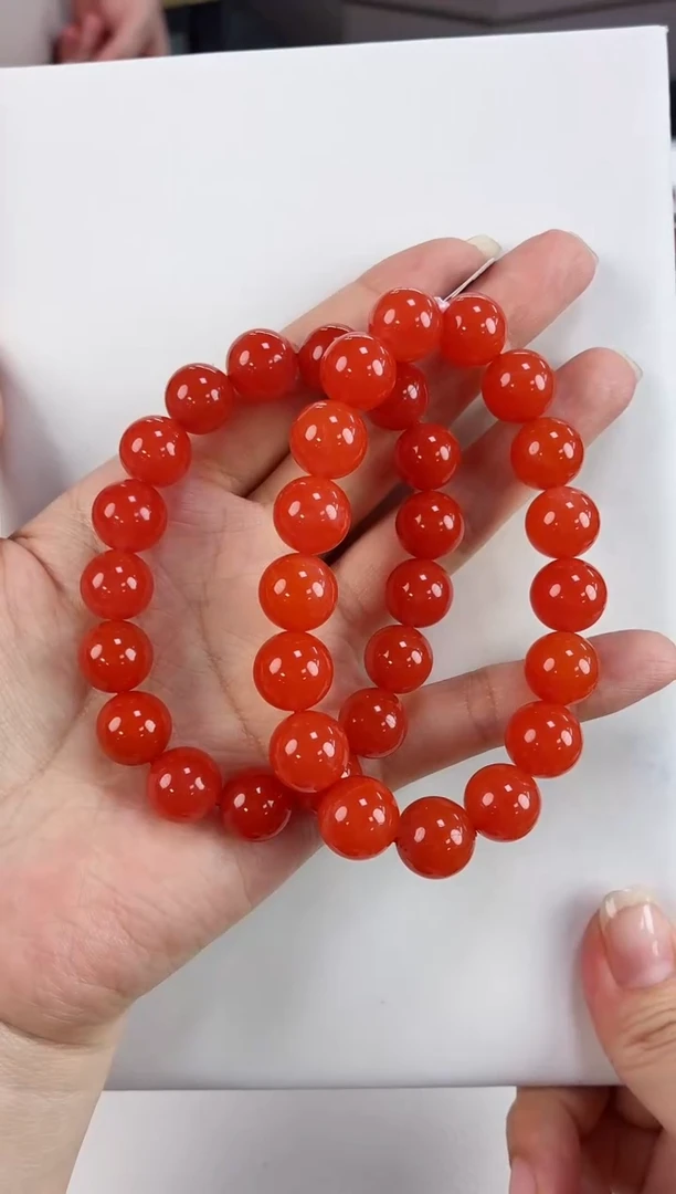 未镶嵌滴水洞手串12+南红玛瑙（多样式发其一）