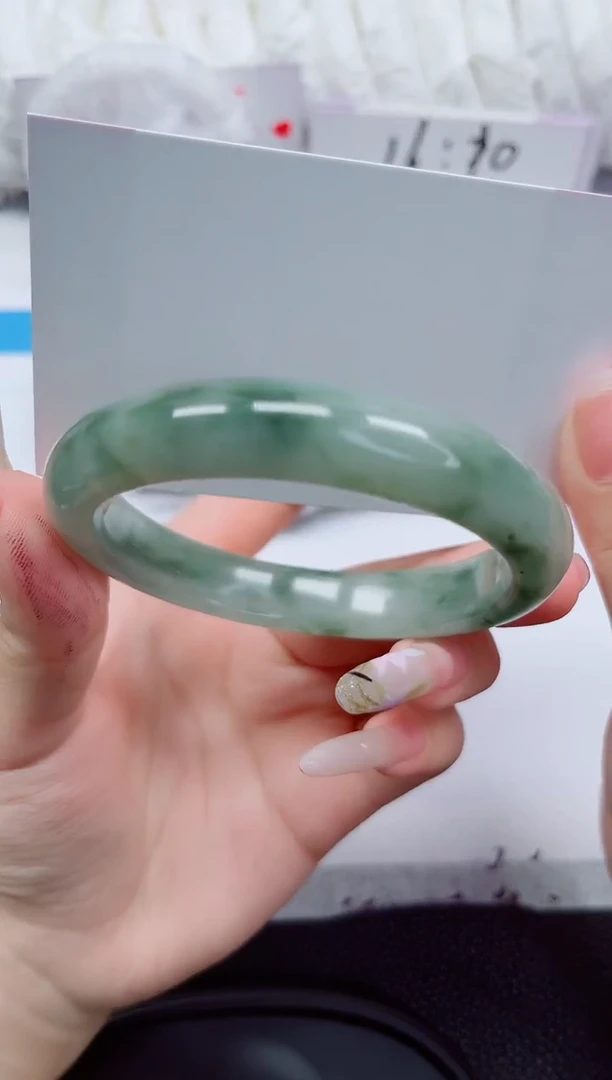 未镶嵌手镯石英质玉172-58/59
