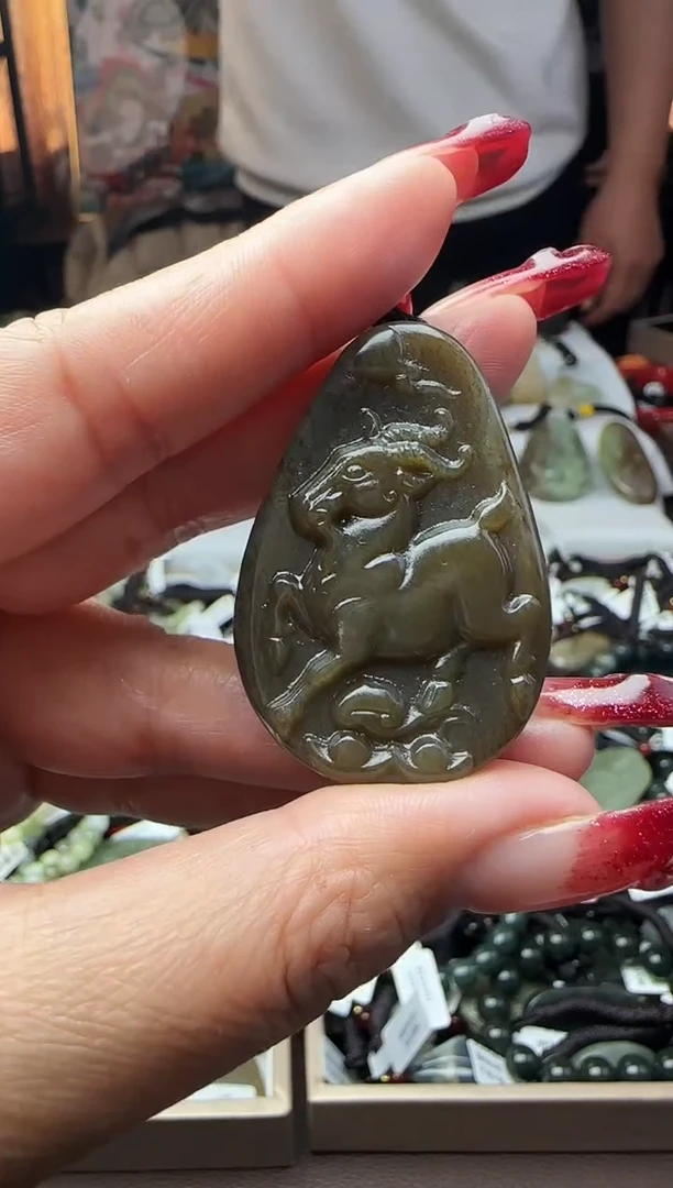 颈饰未镶嵌和田玉888888