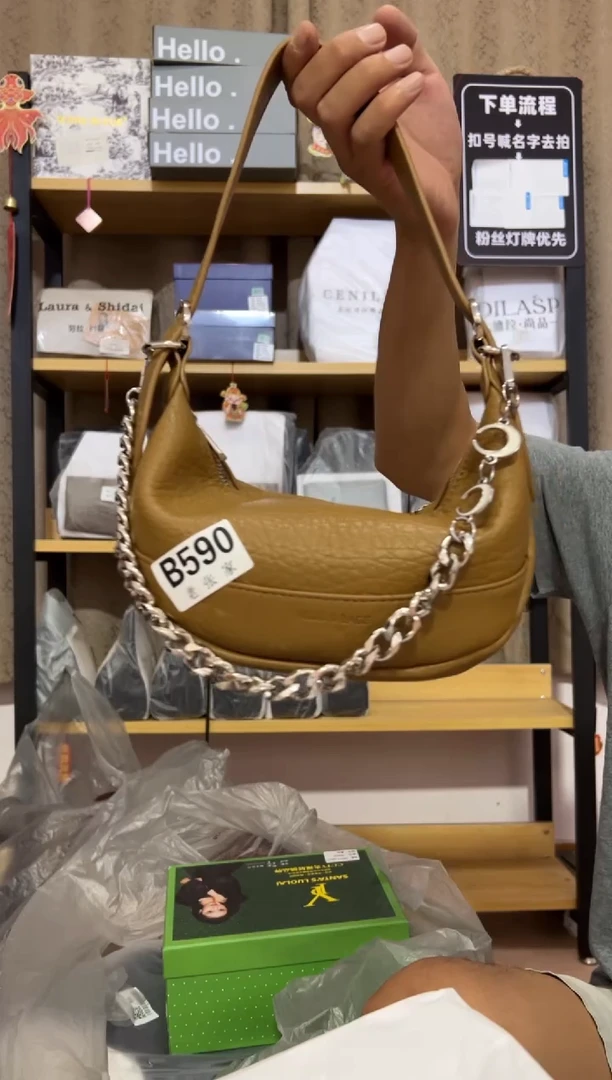 小牛剖层皮革老张家女包590