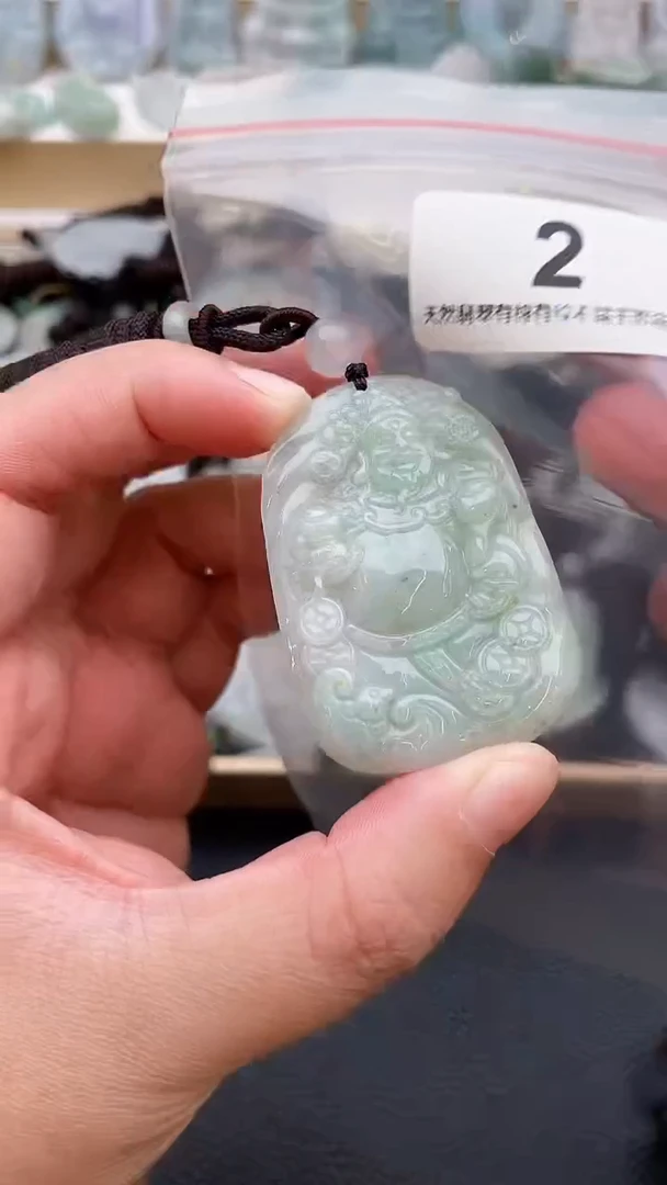 颈饰未镶嵌翡翠天然缅甸翡翠A货2