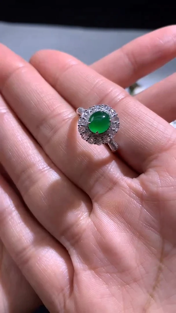 【闪购商品】定制翡翠18K金镶嵌闪购商品】 定制翡翠 18K金镶嵌