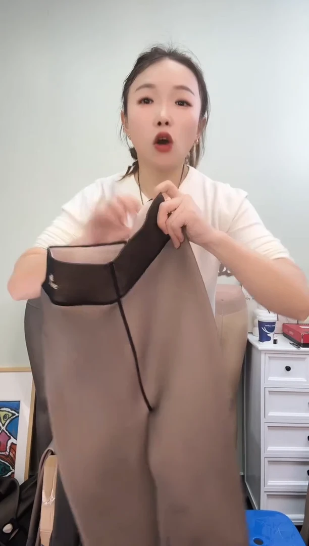 孤品650g玫瑰黑透肤踩脚