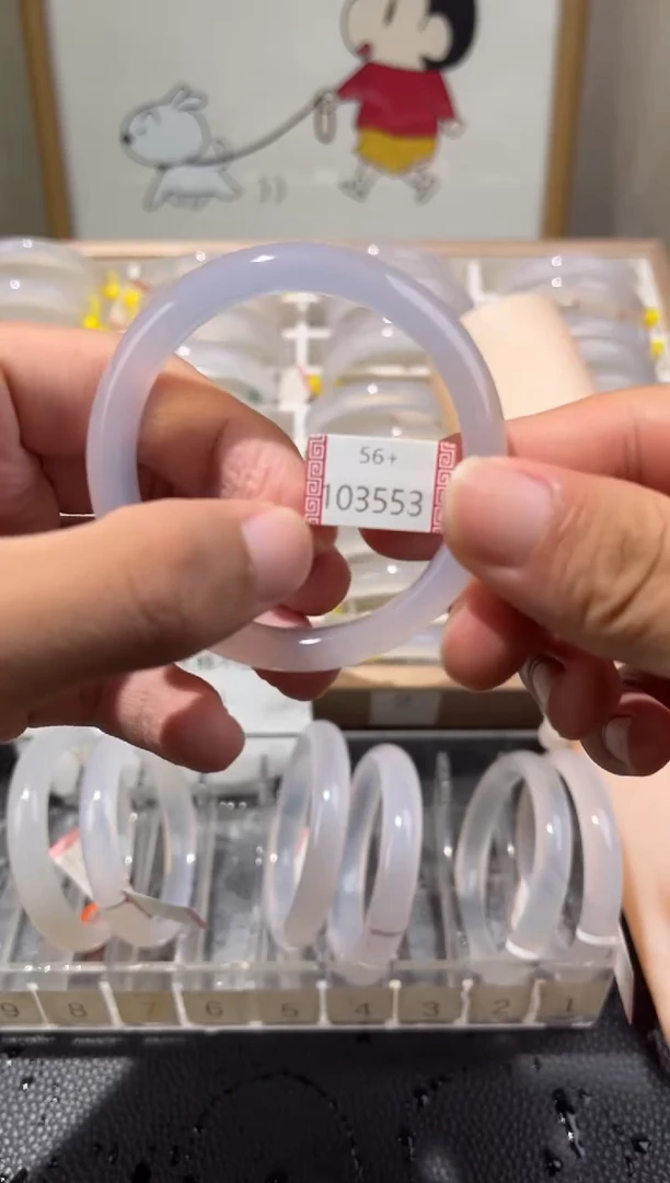 玛瑙/玉髓手镯未镶嵌宠****）103553