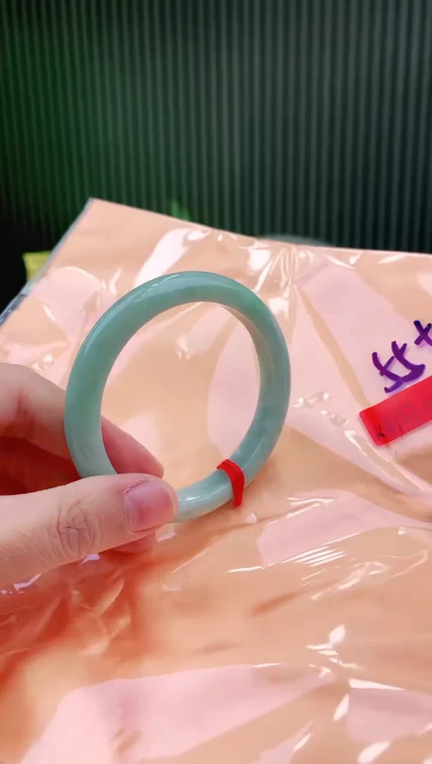 未镶嵌手镯翡翠55