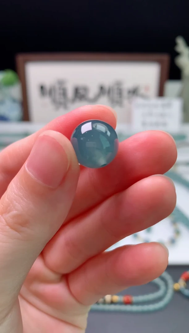 翡翠未镶嵌颈饰1070063805