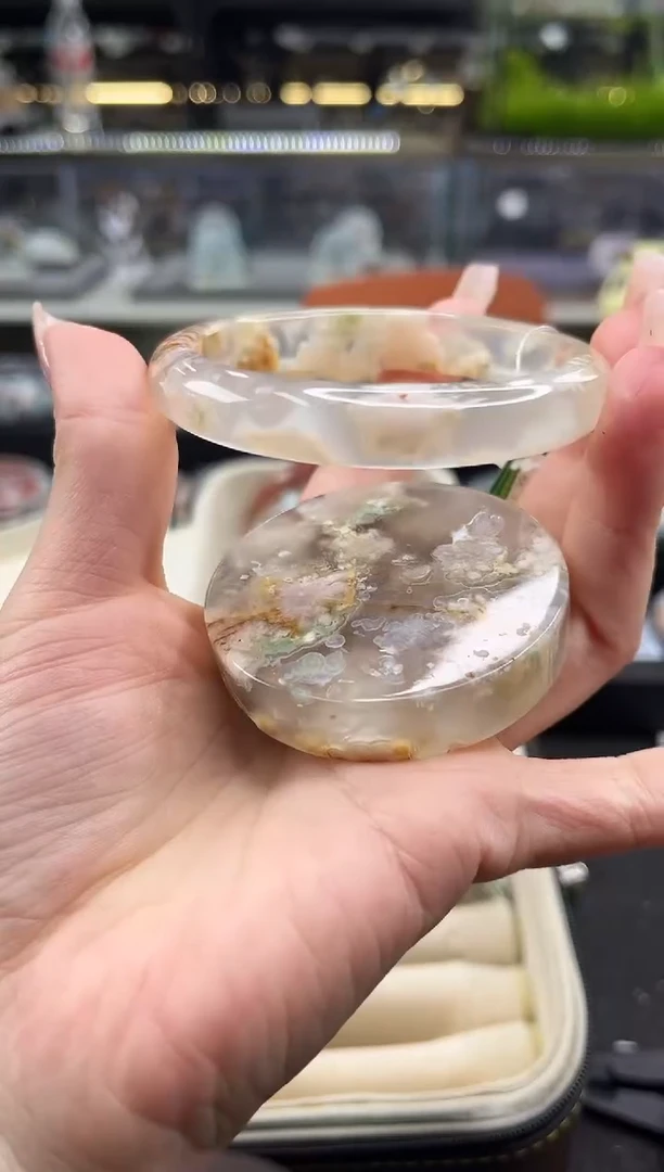 未镶嵌手镯石英质玉58圈口（赠品镯心）6886221