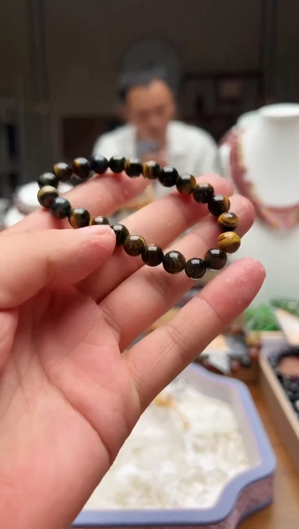 未镶嵌手链水晶黄蓝虎 卡8