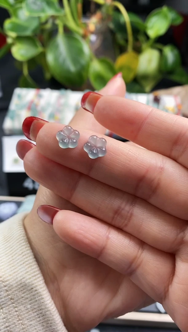 【闪购商品】翡翠裸石翡翠小花