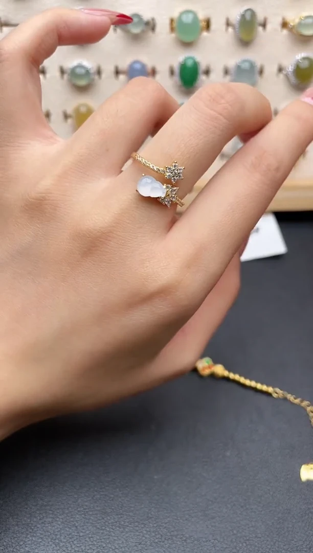 【闪购商品】翡翠戒指银S925镶嵌一物一证一礼盒