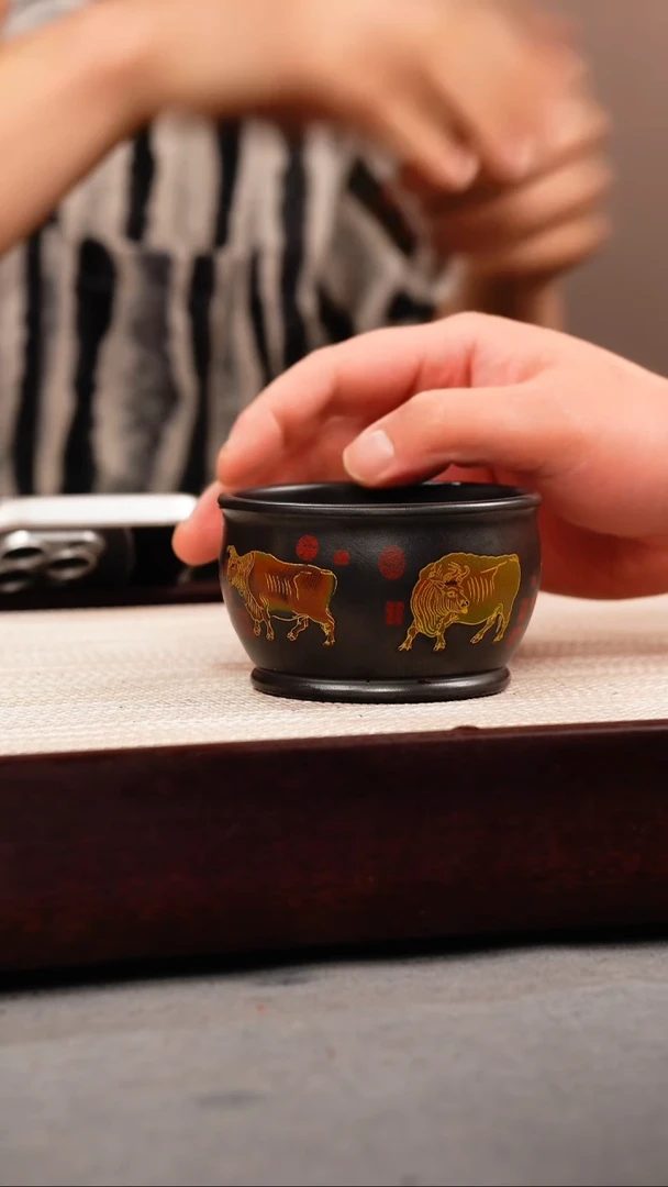 茶壶紫砂石黄 五牛杯