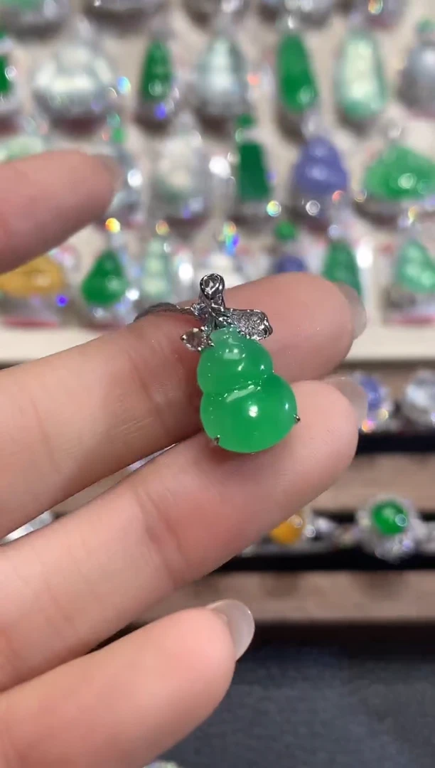 吊坠(不含链)18K金镶嵌翡翠C19翡翠