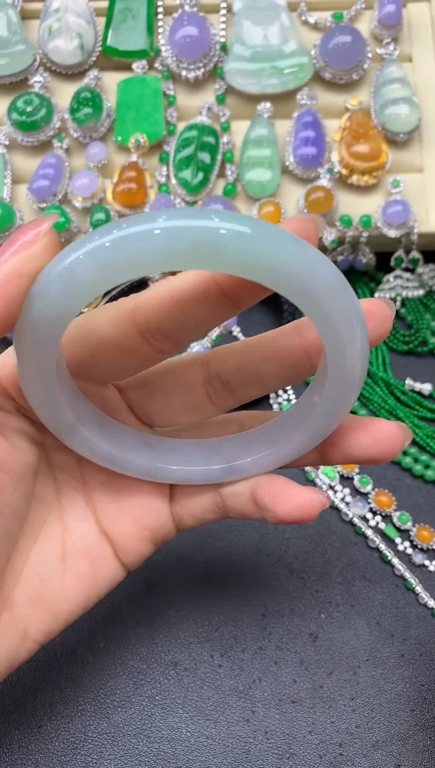 【闪购商品】翡翠手镯未镶嵌487中国好珍宝
