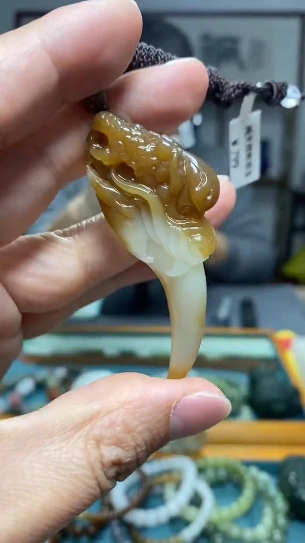 颈饰未镶嵌和田玉53