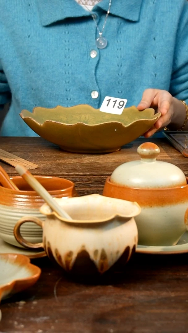 盘高颜值粗陶餐具限时抢购