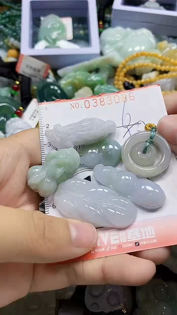颈饰未镶嵌翡翠闪购0383086