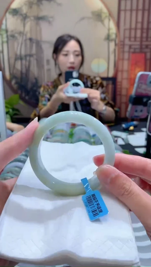 未镶嵌手镯翡翠000076554