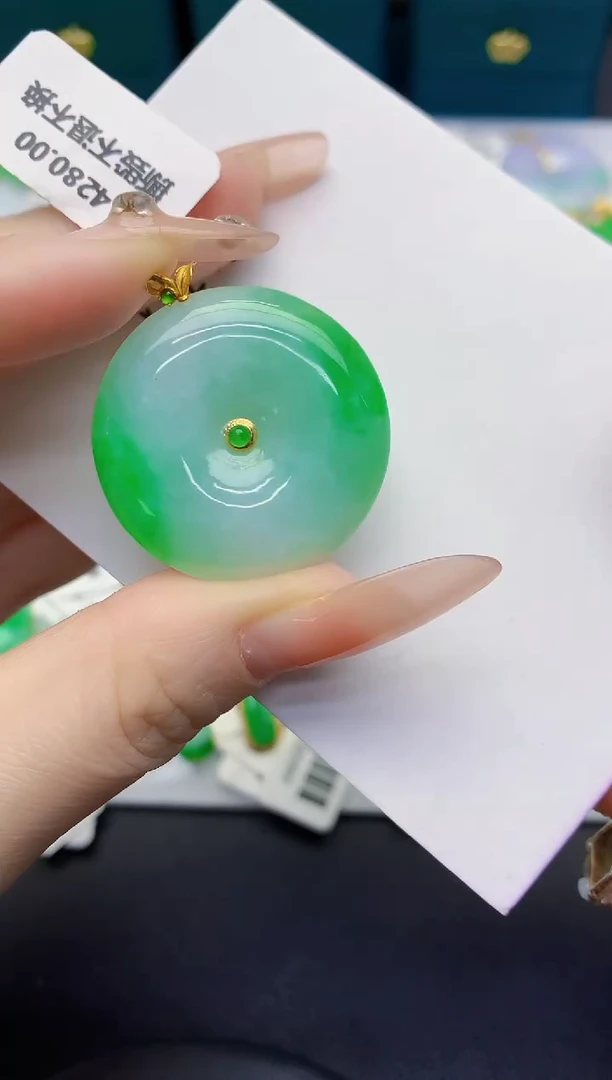 颈饰18K金镶嵌翡翠缅甸天然翡翠A货4