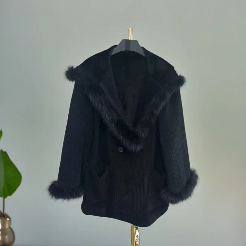 -223A-秋冬女士新款减龄毛呢戴帽毛领一粒扣纯色厚款时尚外套