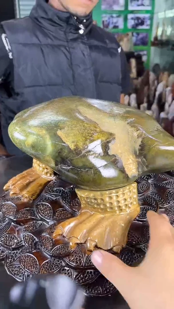 最***想新疆和田青玉籽料摆件