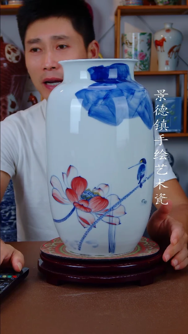 现代景德镇手工手绘陶瓷摆件9