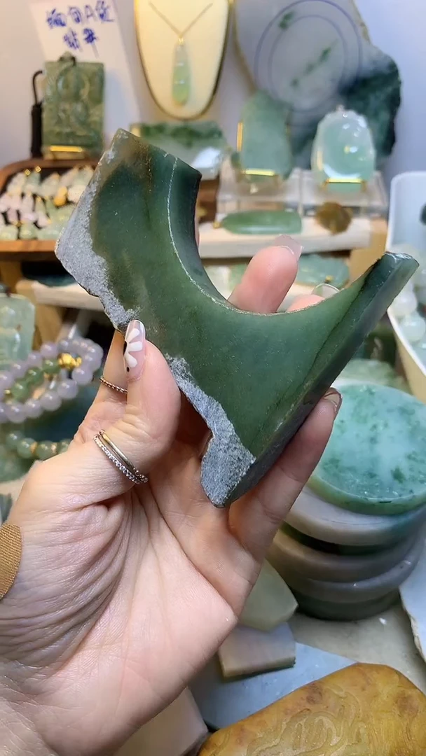 未镶嵌挂件翡翠@****? 缅甸A货翡翠，没有运费险