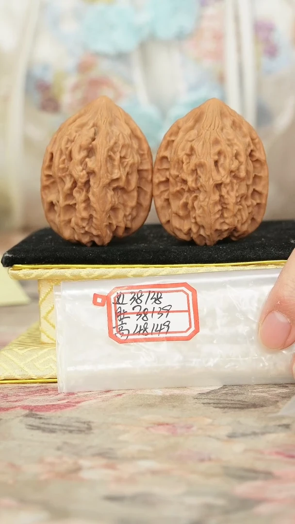 把件文玩核桃鸡心有修