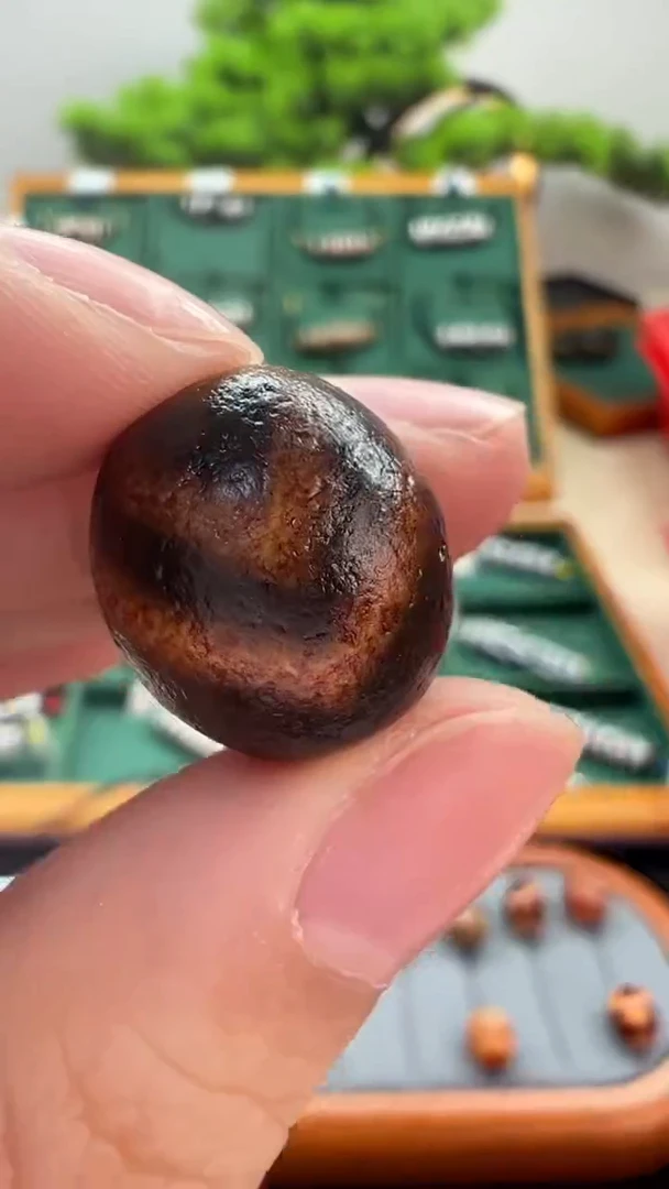 玛瑙/玉髓（覆膜）颈饰未镶嵌184.（微瑕随机发货）