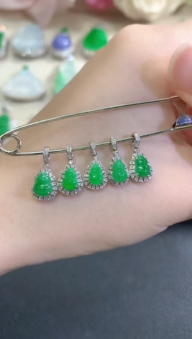 吊坠(不含链)18K金镶嵌翡翠秋日珠宝多样性发货一件Q7