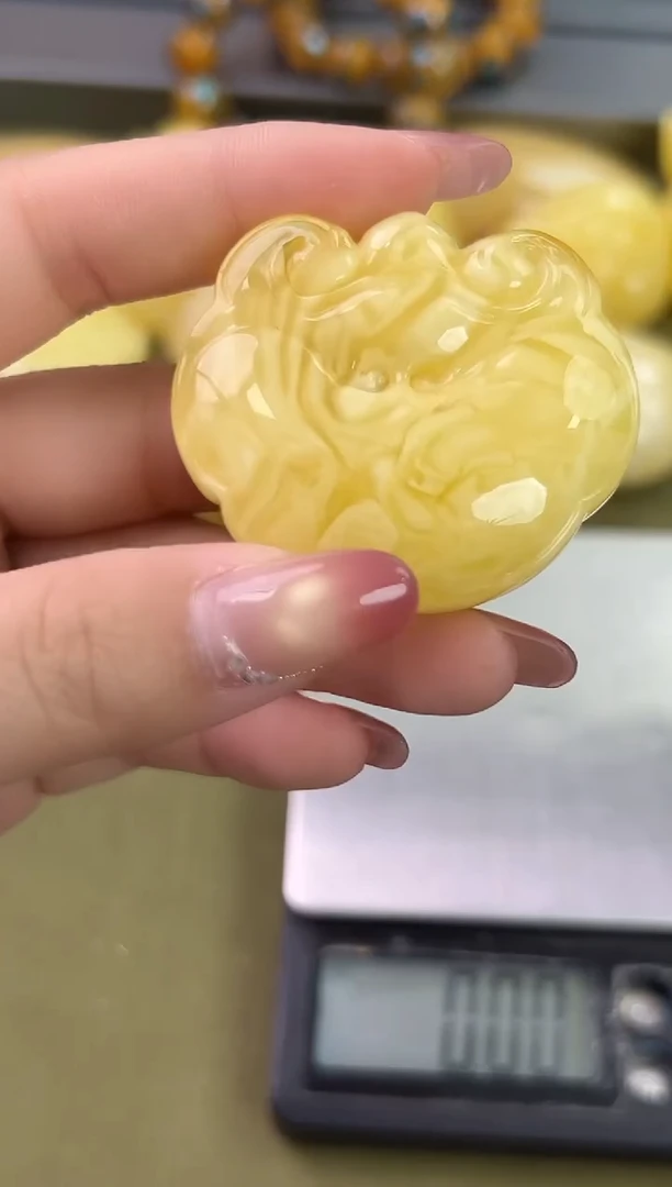 裸石琥珀未镶嵌天然琥珀蜜蜡吊坠