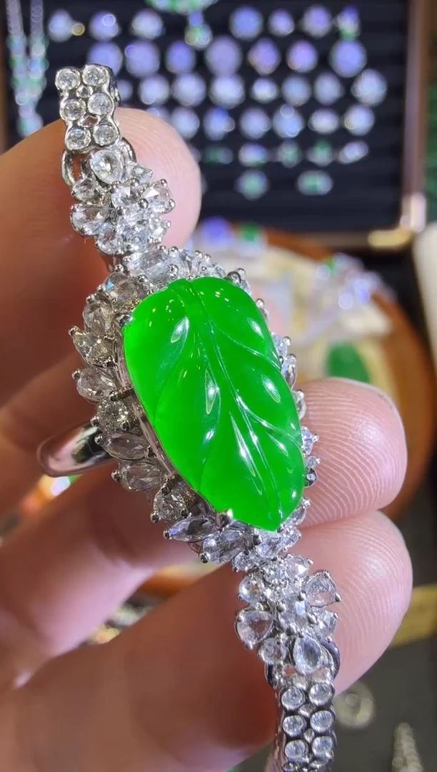 【闪购商品】翡翠手链18K金镶嵌正阳满绿树叶（三用款）