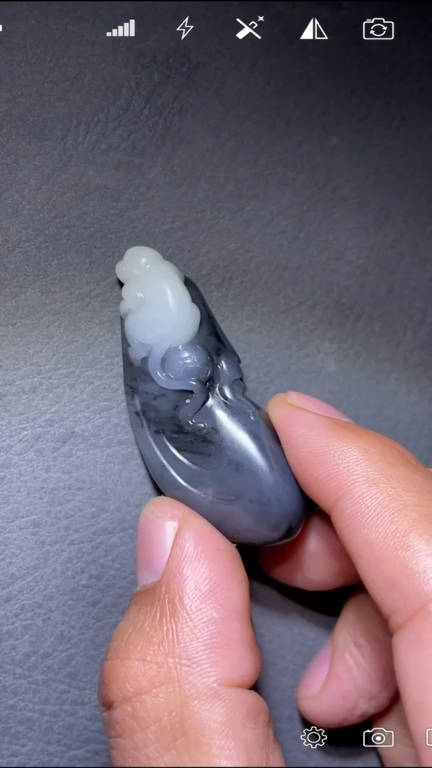 未镶嵌和田玉把件Y 代代侯