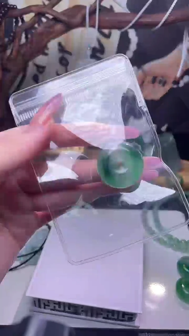 吊坠(赠链)未镶嵌翡翠21