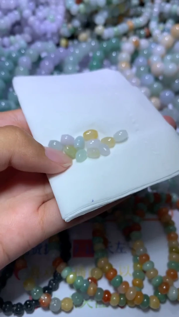 翡翠挂件未镶嵌用****4CXX307997