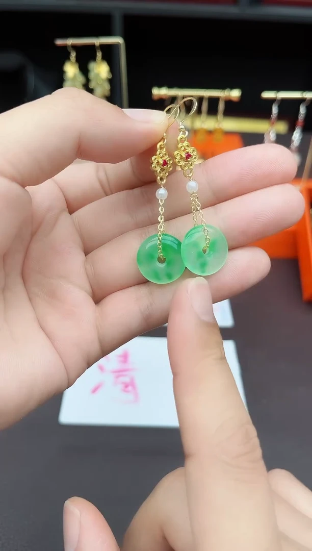 石英质玉（天山翠）银S925镶嵌耳饰306000