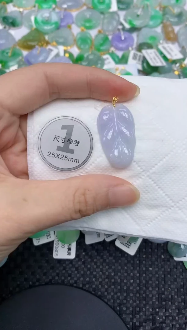 翡翠18K金镶嵌颈饰11111111