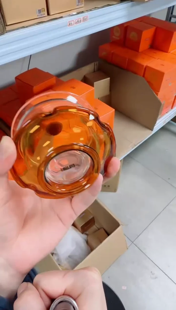 风谜金标荷悦盖碗琥珀