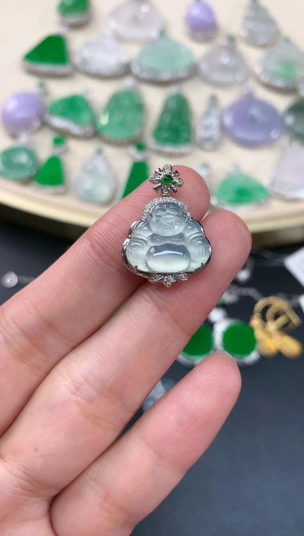 【闪购商品】翡翠吊坠(不含链)18K金镶嵌A44|1500