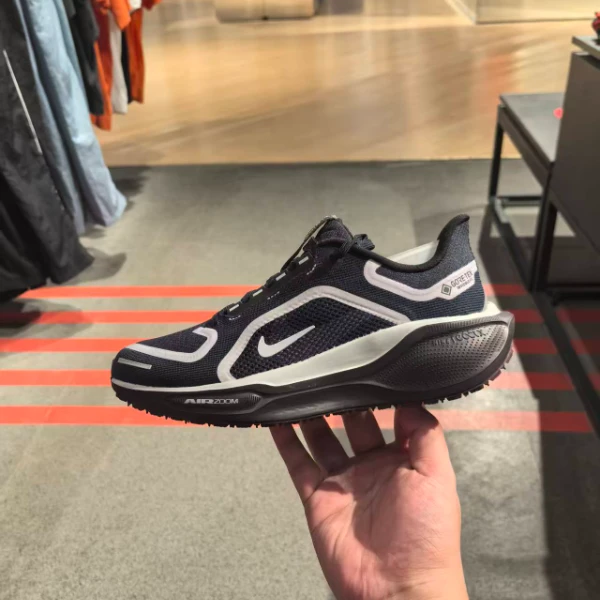 Nike耐克女子PEGASUS 41飞马41秋冬防泼水运动跑步鞋 FQ1357-401