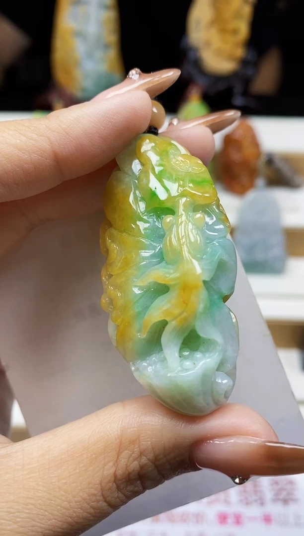 颈饰未镶嵌翡翠翡翠A货