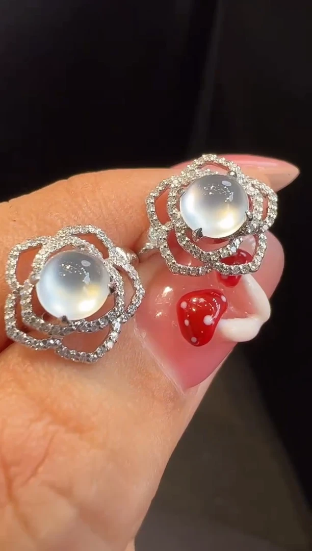 18K金镶嵌翡翠耳饰喵*️耳饰