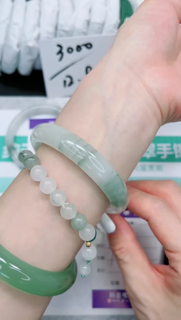 石英质玉手镯未镶嵌512-59.4