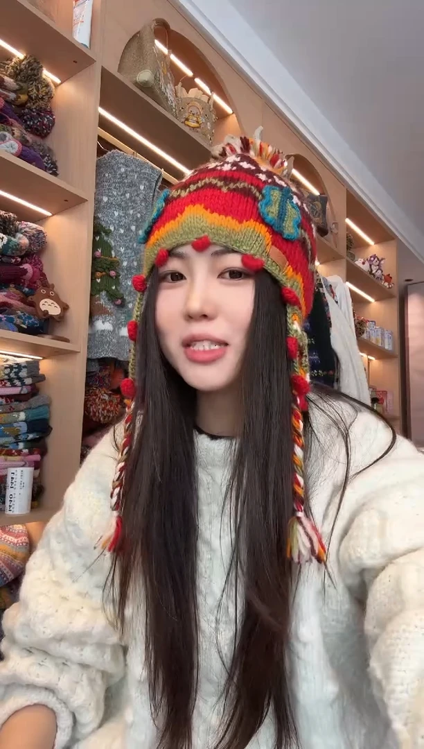 美丽如叠叠福气护耳帽