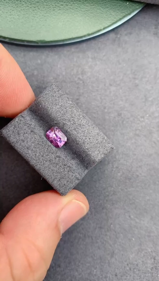 未镶嵌裸石定制蓝宝石1.1ct 无烧紫蓝宝 定制