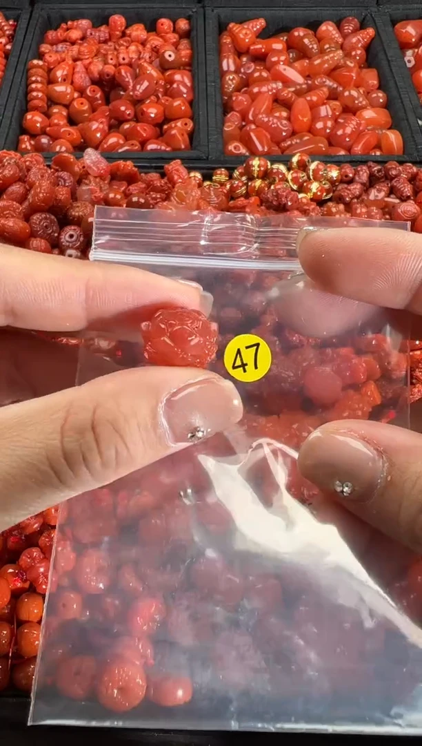 【闪购商品】南红玛瑙颈饰未镶嵌1