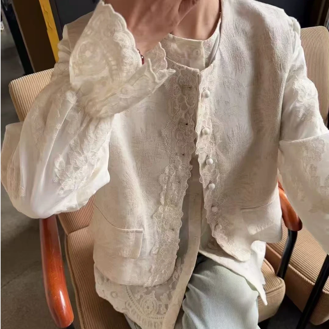 2025春款法式重工刺绣蕾丝衬衫圆领马夹外套女时尚百搭坎肩上衣潮