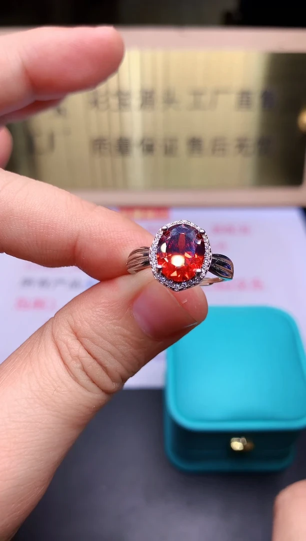 【闪购商品】石榴石戒指银S925镶嵌........