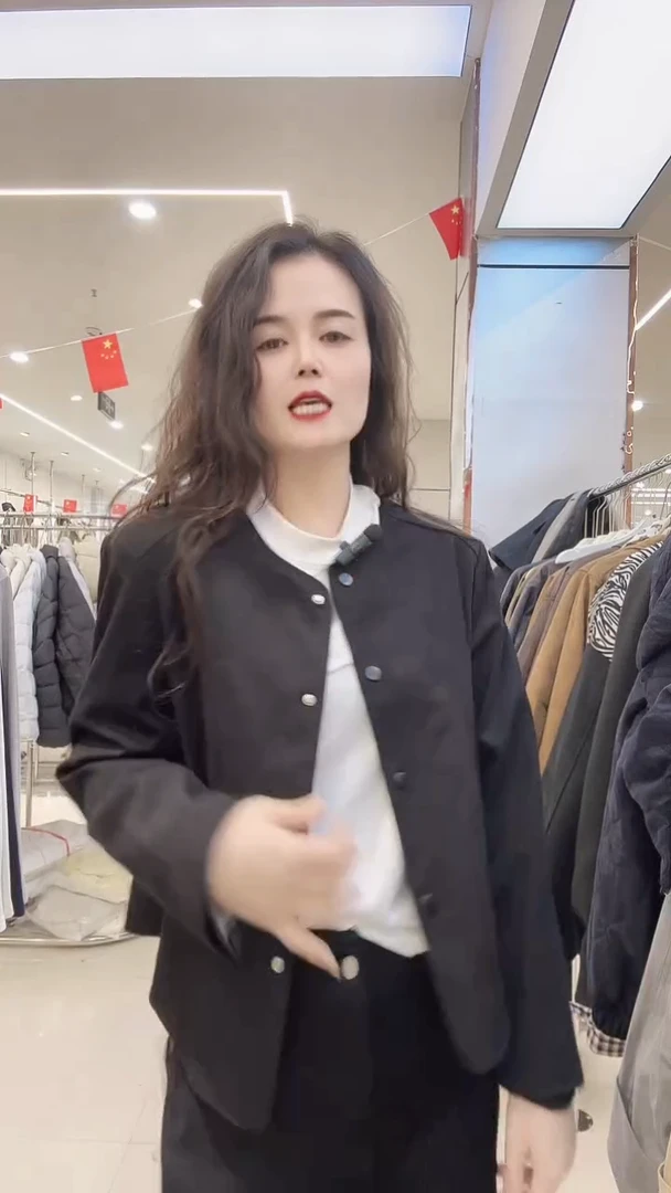 时尚百搭气质外套