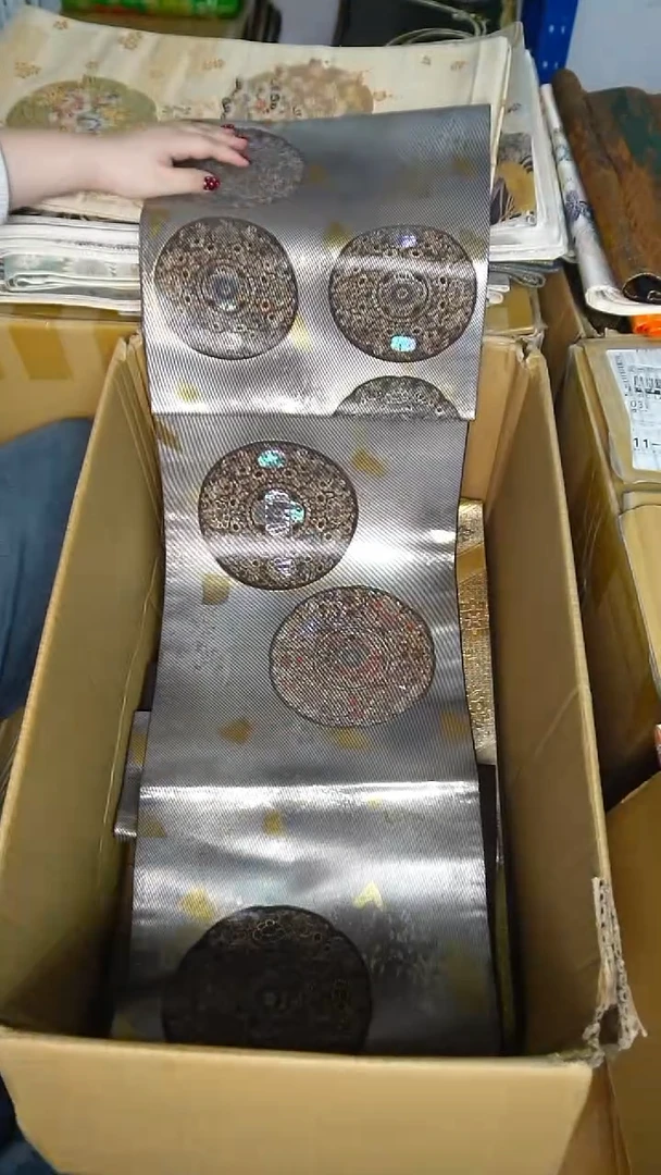 织绣16箔底两通螺钿