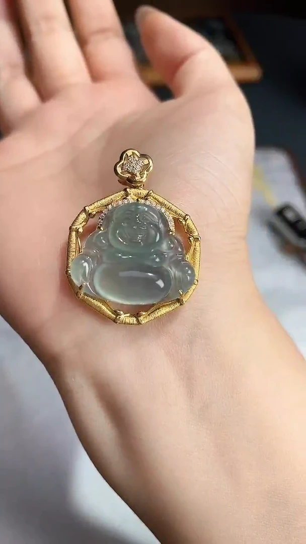 颈饰银S925镶嵌翡翠2025121401